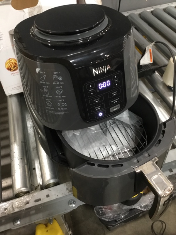 Photo 2 of Ninja 4 Quart Digital Air Fryer - Black
