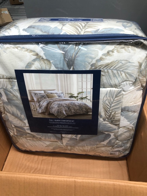 Photo 3 of Bakers Bluff 3-Piece Blue Botanical Cotton Queen Comforter Set