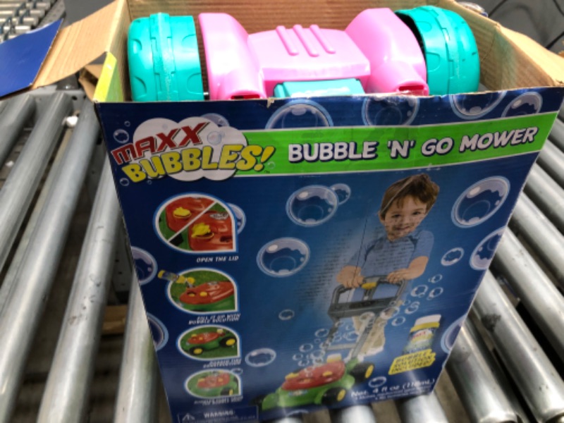 Photo 3 of **damaged***
Sunny Days Entertainment Bubble-N-Go Deluxe Toy Bubble Lawn Mower with 4 oz Bubble Solution | No Batteries Required | Amazon Exclusive - Maxx Bubbles