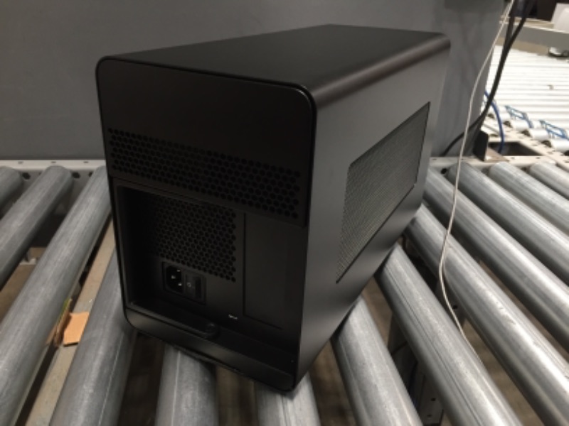 Photo 4 of Razer Core X Aluminum External GPU Enclosure (eGPU): Compatible with Windows & MacOS Thunderbolt 3 Laptops, NVIDIA /AMD PCIe Support, 650W PSU, Classic Black
