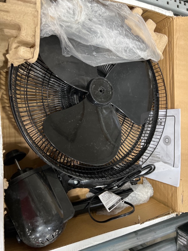 Photo 2 of BLACK+DECKER 16 Inches Stand Fan with Remote
