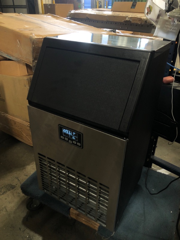 Photo 6 of AGLUCKY ICE MAKER MACHINE HZB-45