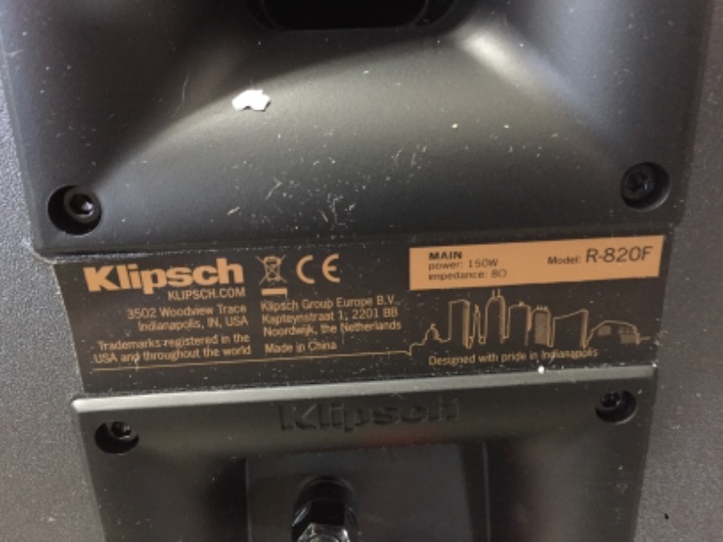 Photo 4 of DAMAGED ON CORNERS*
Klipsch Reference R-820F Floorstanding Speaker for Home Theater Systems with 8” Dual Woofers, Tower Speakers with Bass-Reflex via Rear-Firing Tractrix Ports in Black
