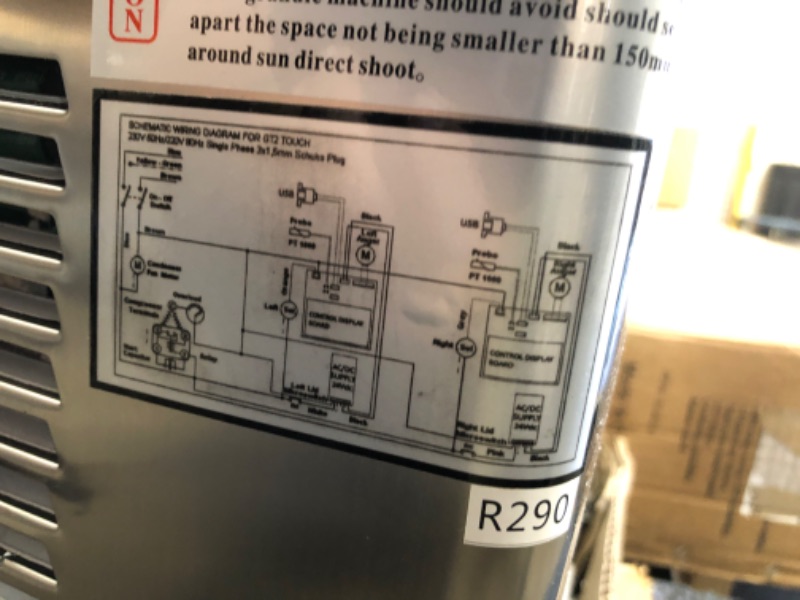 Photo 5 of DAMAGED* TESTED POWERS ON*
VEVOR Slush Frozen Drink Machine, 6LX2 Tanks, 1300W Commercial Margarita Maker with 14°F to 41°F Temperature Preservation, Automatic Clean Four Selectable Modes for Cafes Restaurants, Black
