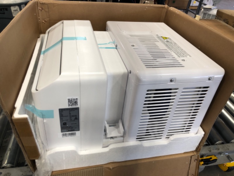 Photo 3 of TESTED POWERS ON*
Midea 8,000 BTU U-Shaped Smart Inverter Window Air Conditioner–Cools up to 350 Sq. Ft., Ultra Quiet with Open Window Flexibility, Works with Alexa/Google Assistant, 35% Energy Savings, Remote Control
