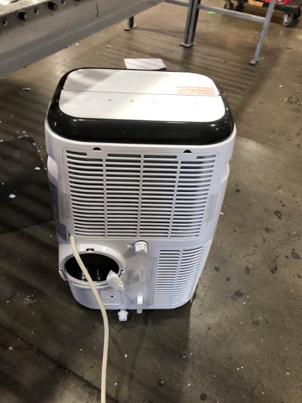 Photo 4 of ***PARTS ONLY*** BLACK+DECKER 14,000 BTU Portable Air Conditioner with Heat and Remote Control, White
