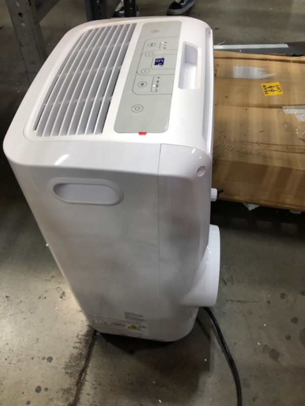 Photo 7 of DeLonghi PACEM360 WH Penguino Portable Air Conditioner, White
