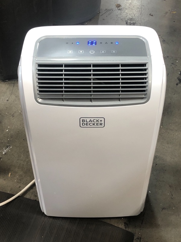 Photo 2 of USED: BLACK+DECKER 10,000 BTU Portable Air Conditioner with Remote Control, White 16.5 x 26 x 11.5 inches

