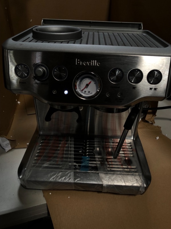 Photo 15 of Breville BES870XL Barista Express Espresso Machine, Brushed Stainless Steel