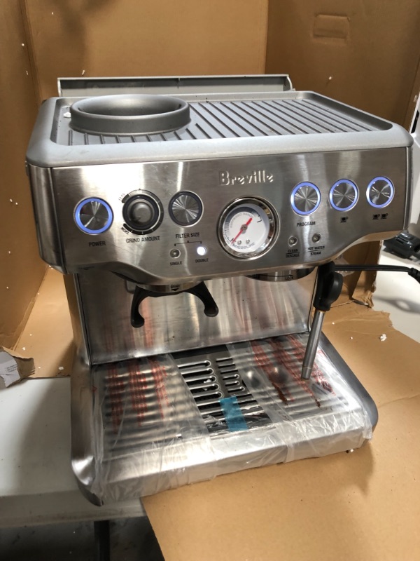 Photo 8 of Breville BES870XL Barista Express Espresso Machine, Brushed Stainless Steel