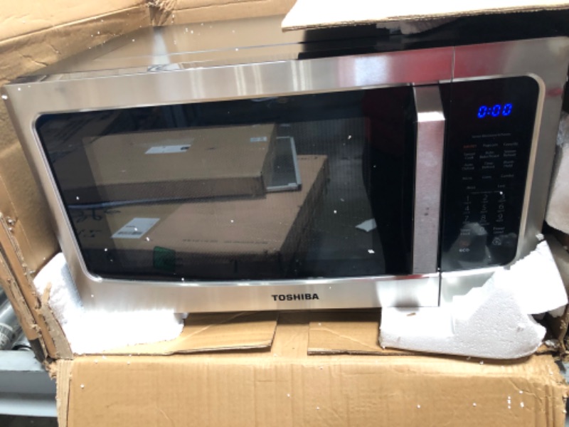 Photo 5 of Toshiba ML-EC42P(SS) Multifunctional Microwave Oven with Healthy Air Fry, Convection Cooking Smart Sensor, Position Memory Turntable, Easy-to-Clean Interiora nd ECO Mode, 1.5 Cu.ft, Cu. Ft, Silver
