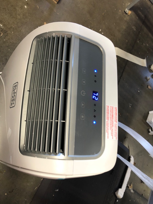 Photo 4 of BLACK+DECKER 6 000 BTU DOE (10 000 BTU ASHRAE) Portable Air Conditioner with Remote Control
