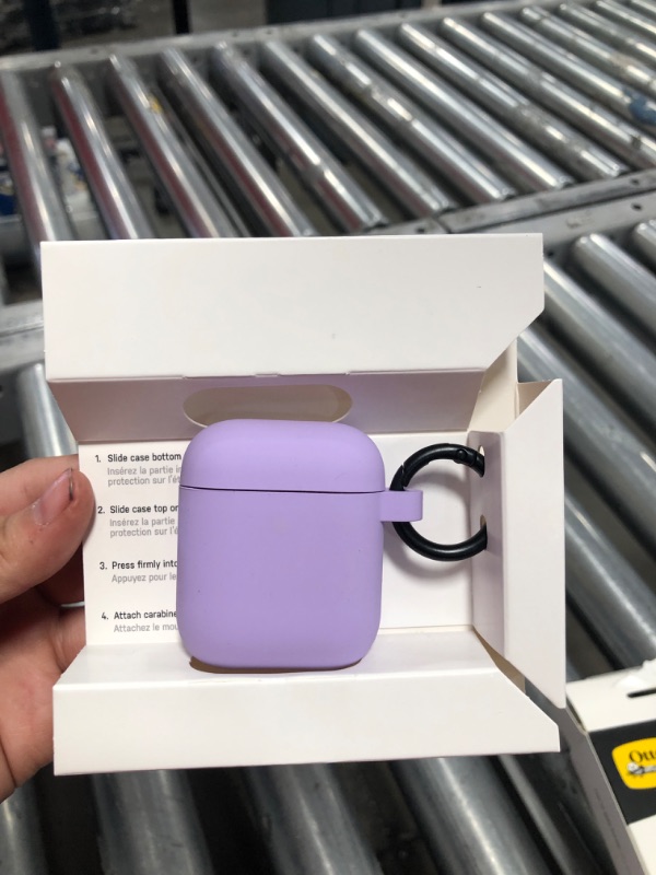 Photo 1 of OtterBox AirPods Case - ELIXIR
