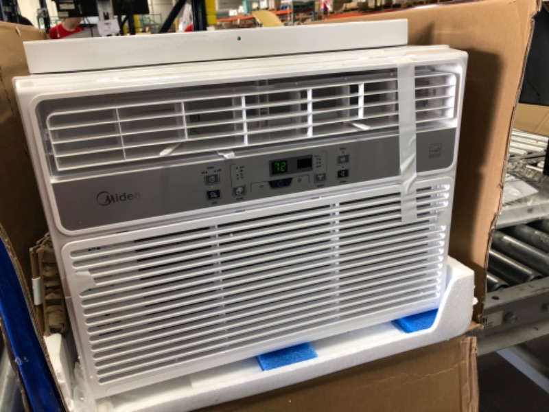 Photo 6 of Midea MAW12R1BWT 12,000 BTU 115V Window AC W/Remote
