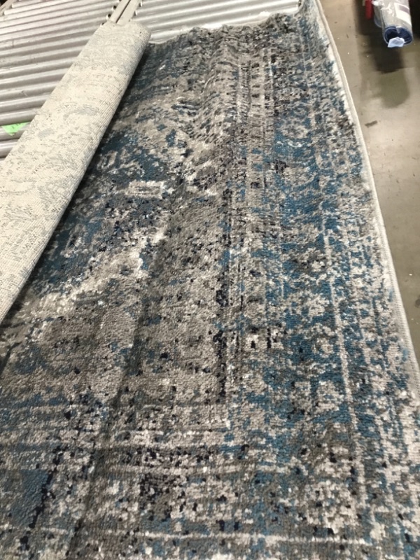 Photo 2 of Abbie & Allie Rugs Monte Carlo Mnc-2312 Light Gray 3'11" X 5'7" Area Rug