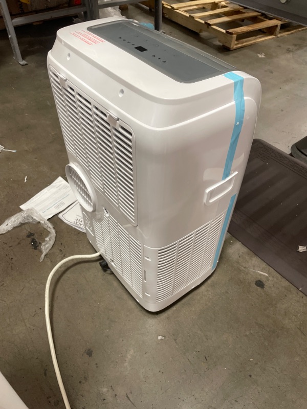 Photo 3 of NONFUNCTIONAL-BLACK+DECKER 8 000 BTU DOE (14 000 BTU ASHRAE) Portable Air Conditioner with Remote Control White
