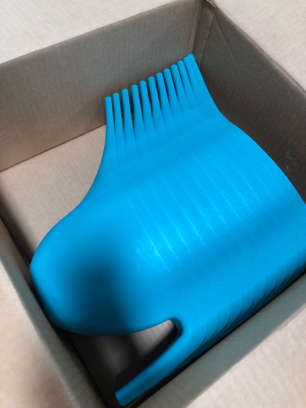 Photo 1 of 12PK-Bloem HWC3626 Hummingbird Watering Can Bermuda Teal
