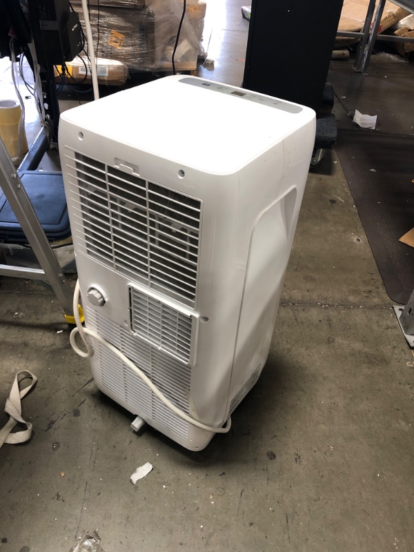 Photo 4 of NONFUNCTIONAL-Midea 8,000 BTU ASHRAE (5,300 BTU SACC) Portable Air Conditioner, Cools up to 175 Sq. Ft., Works as Dehumidifier & Fan, Remote Control & Window Kit Included
