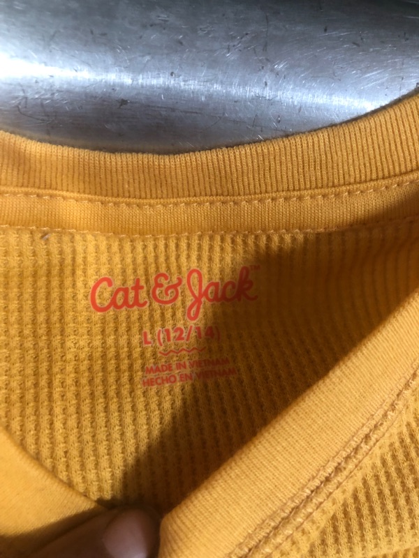 Photo 4 of ***WHOLE CASE OF 24***
Boys' Thermal Long Sleeve T-Shirt - Cat & Jack™ YELLOW SIZE LARGE 

