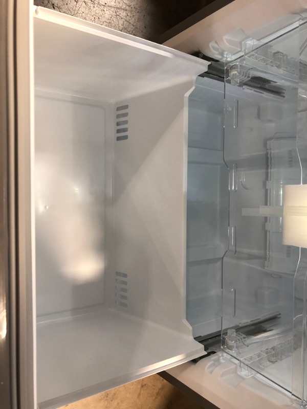 Photo 7 of (DENTED) Vissani 18.7 cu. ft. Bottom Freezer Refrigerator in Stainless Steel