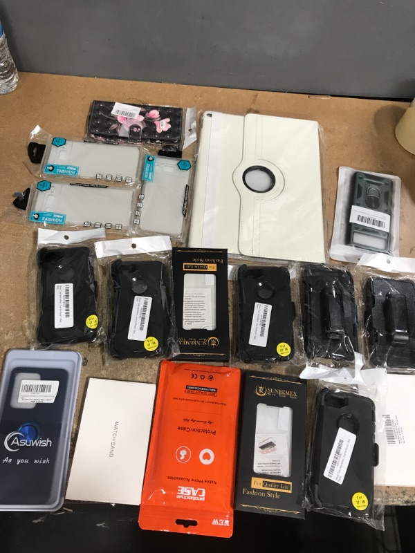 Photo 1 of 18 PIECE PHONE ACCESSORY BUNDLE