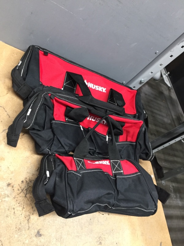 Photo 2 of *3 BAGS*
Husky
18 in., 15 in. and 12 in. Tool Bag Combo