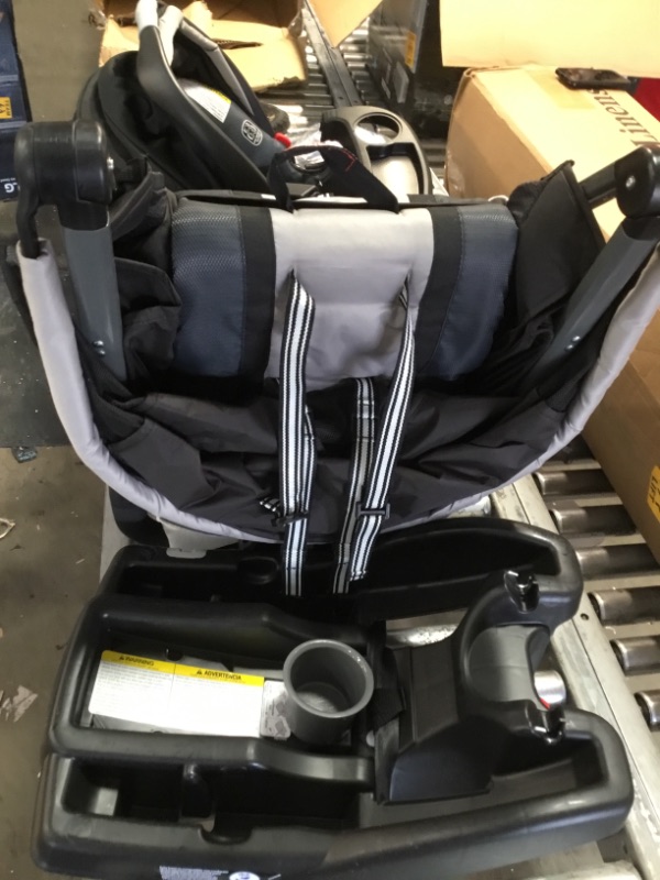 Photo 4 of Graco FastAction Fold Jogger Click Connect Travel System Jogging Stroller Gotham
