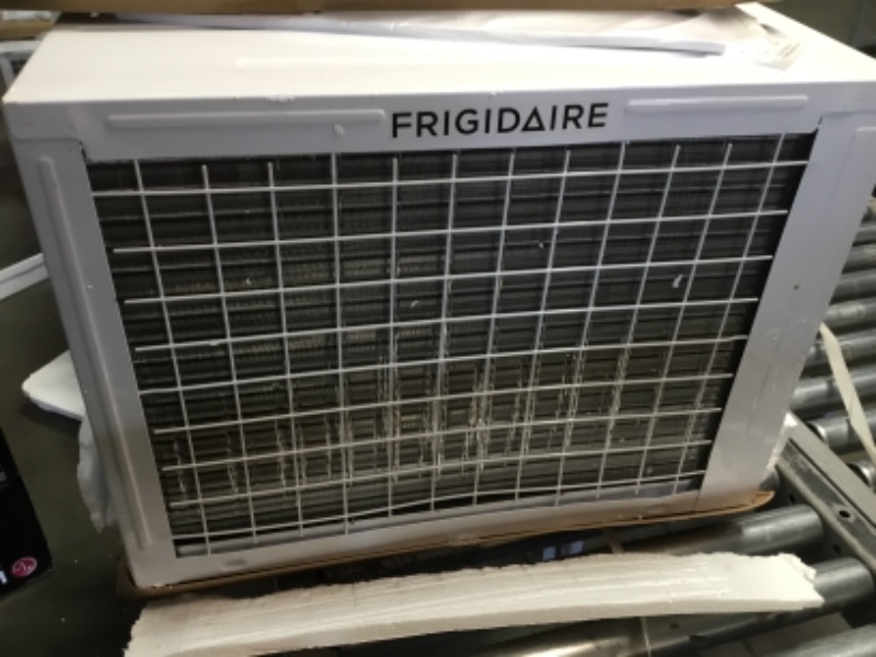 Photo 3 of Frigidaire 15,000 BTU Connected Window-Mounted Room Air Conditioner in White
