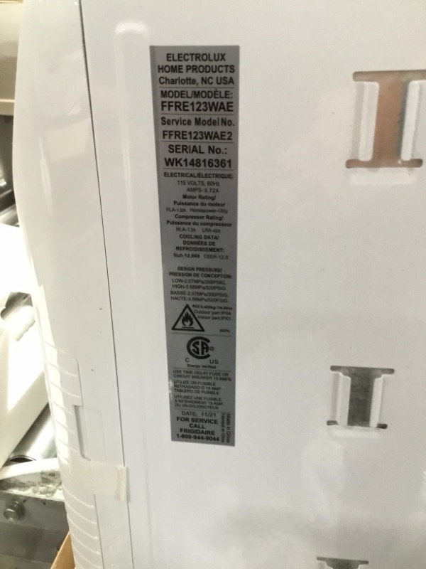 Photo 3 of Frigidaire FFRA102WAE
Window Air Conditioner with 10000 Cooling BTU, 450 sq. ft. Cooling Area, 3 Cooling Speed, Remote Controller, 115 Volts, Effortless Temperature Control, SpaceWise Adjustable Side Panels, Effortless Restart, Washable Filter, Ready-Sele