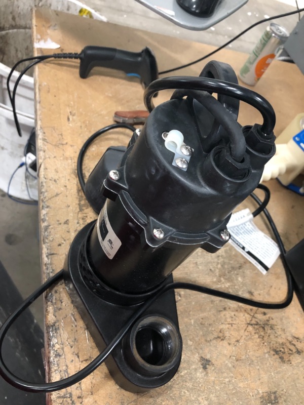 Photo 1 of Everbilt
1/4 HP Aluminum Sump Pump Tether Switch