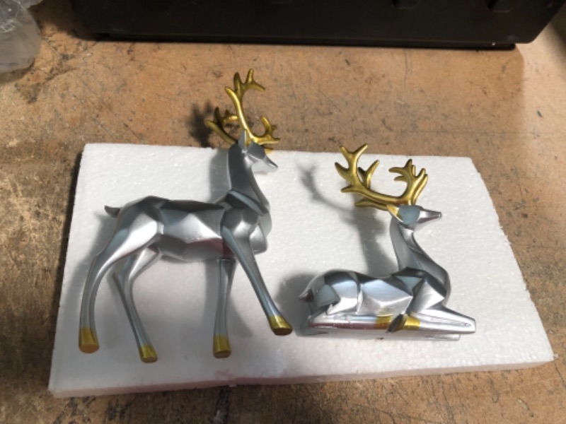 Photo 2 of 2 Pcs Nordic Style Origami Elk, Deer Figurines Reindeer Figurines Elk Shaped Resin Figurine