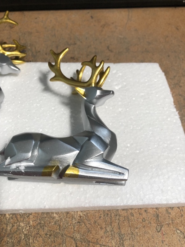 Photo 4 of 2 Pcs Nordic Style Origami Elk, Deer Figurines Reindeer Figurines Elk Shaped Resin Figurine