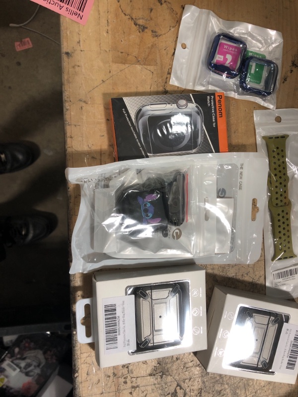Photo 1 of PHONE AND WATCH ACCESORIES BUNDLE (7 ITEMS)