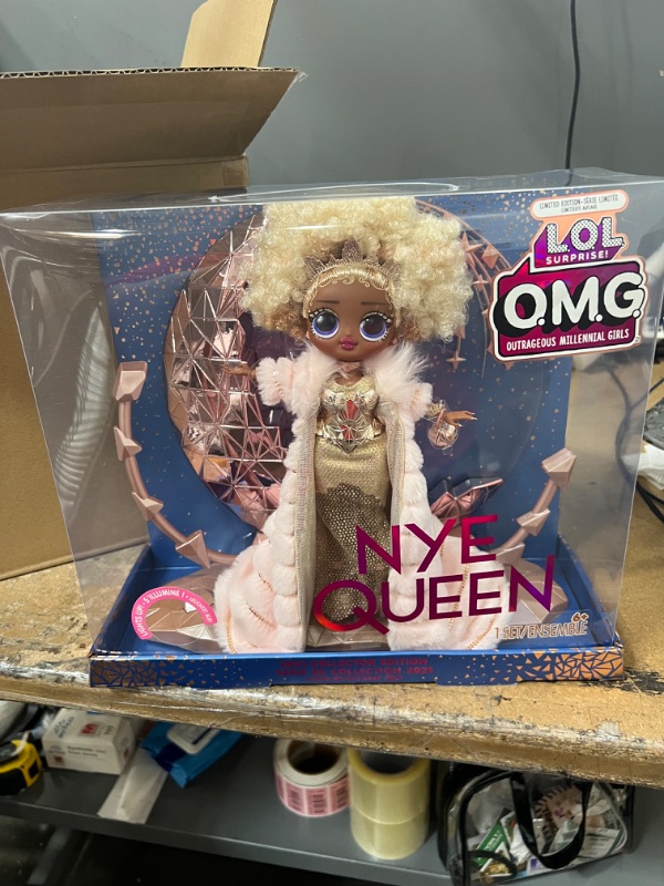 Photo 2 of 2pcks of L.O.L. Surprise! O.M.G. 2021 Collector Edition NYE Queen Fashion Doll

