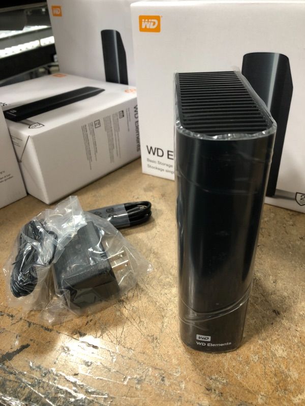 Photo 1 of ***PARTS ONLY*** WD 8TB Elements Desktop Hard Drive HDD, USB 3.0, Compatible with PC, Mac, PS4 & Xbox - WDBWLG0080HBK-NESN
