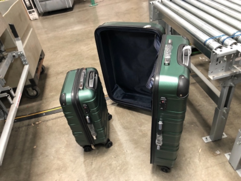 Photo 2 of Coolife Luggage Expandable(only 28") Suitcase 3 Piece Set with TSA Lock Spinner (dark green)
