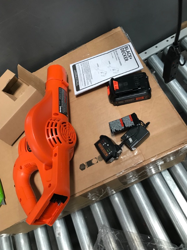 Photo 2 of Black+Decker LSW221 Cordless Sweeper + 20-Volt Battery Pack
