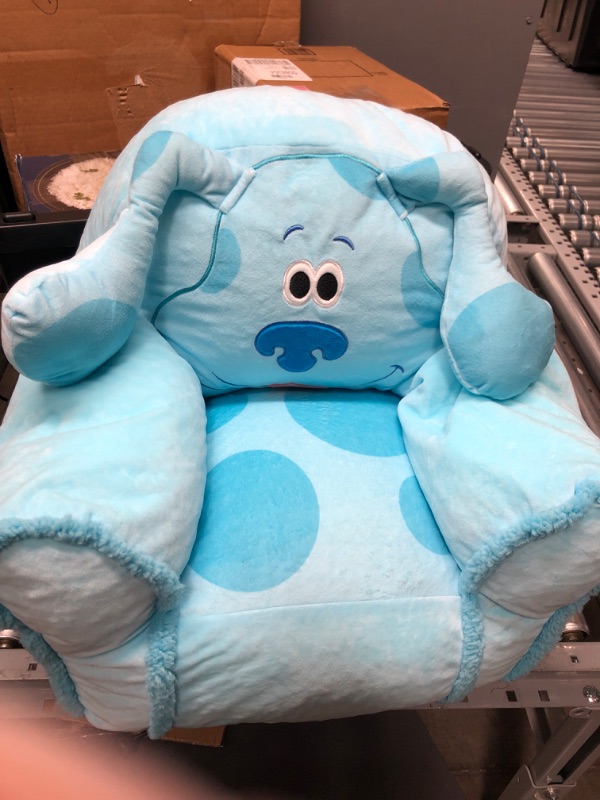 Photo 2 of Idea Nuova Nickelodeon Blues Clues Sherpa Figural Toddler Bean Bag Chair with Sherpa Trim, Ages 3+
