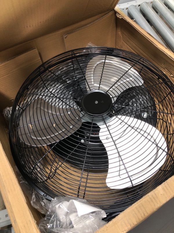 Photo 2 of Simple Deluxe 18 Inch Pedestal Standing Fan, High Velocity, Heavy Duty Metal For Industrial, Commercial, Residential, Greenhouse Use, Black


**BASE IS DAMAGED 