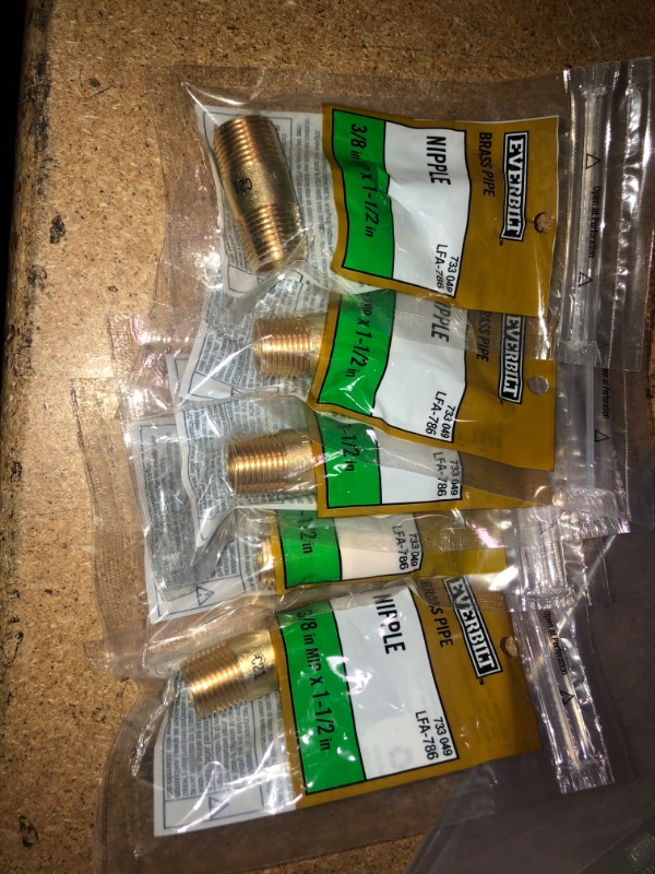 Photo 2 of  5 pack - Everbilt
3/8 in. x 1-1/2 in. MIP Brass Nipple Fitting