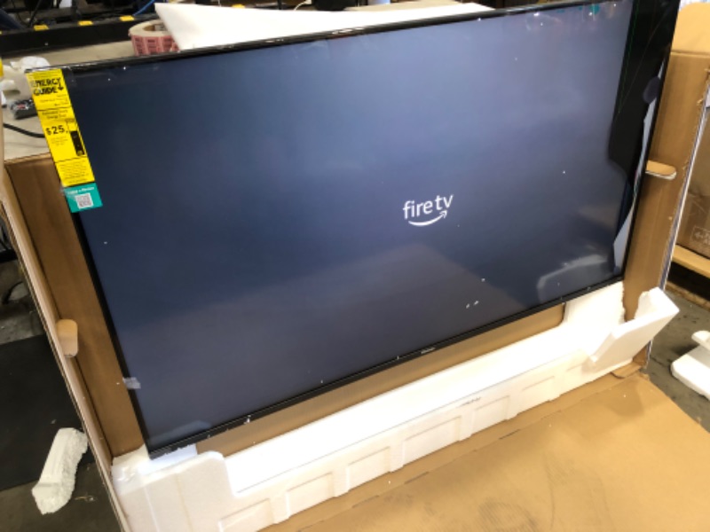 Photo 3 of **DISPLAY SHOWS BLACK LINE ON RIGHT SIDE* REVIEW PHOTOS* All-New Hisense U6 Series 50-Inch 4K Quantum Dot QLED Smart Fire TV with Dolby Vision (50U6HF, 2022 Model)
