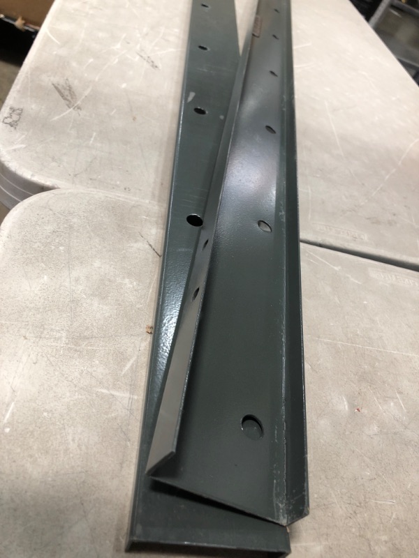 Photo 1 of ***MISSING PARTS ONLY SIDE RAILS* BOX 2 OUT OF 2** * Shop Fox Tools Heavy-Duty 9 Roller Table D2271
