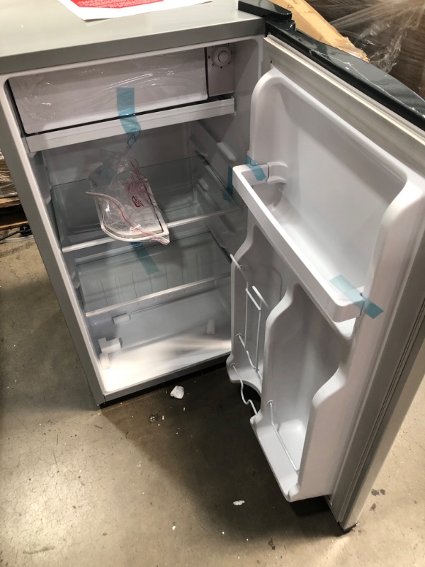 Photo 2 of **MINOR DAMAGE**BLACK+DECKER BCRK32V Compact Refrigerator Energy Star Single Door Mini Fridge with Freezer, 3.2 Cubic Ft., VCM