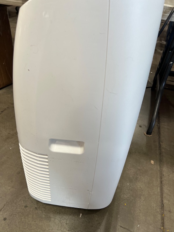 Photo 2 of DeLonghi PACEX390UVcare-6AL PACEX290UVcare-6AL WH 14000 BTU Portable Air Conditioner, Dehumidifier, Fan & UV-Carelight, White
