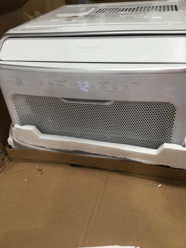 Photo 4 of ***PARTS ONLY*** Frigidaire Inverter Quiet Temp Smart Room Air Conditioner, 10,000 BTU, in White **MINOR DAMAGE ***
not functional