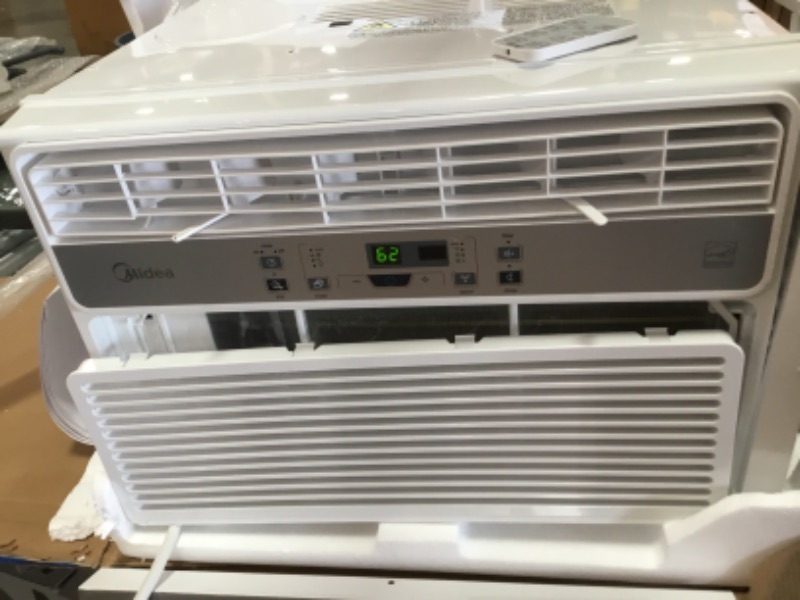 Photo 3 of **PARTS ONLY**
Midea 8,000 BTU EasyCool Window Air Conditioner, Dehumidifier and Fan - Cool, Circulate and Dehumidify up to 350 Sq. Ft., Reusable Filter, Remote Control ** used, minor scratches***
