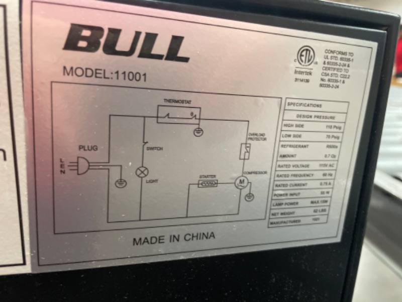 Photo 5 of USED: Bull Outdoor Products 11001 Stainless Steel Front Panel Refrigerator 20.5"D x 20.75"W x 33"H

