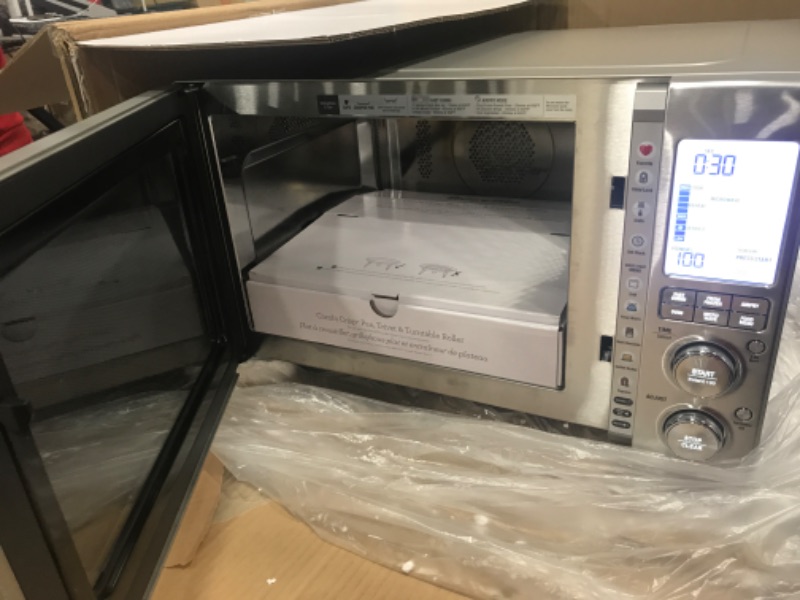 Photo 1 of Breville BMO870BSS1BUC1 Combi Wave 3 in 1, Brushed Stainless Steel
