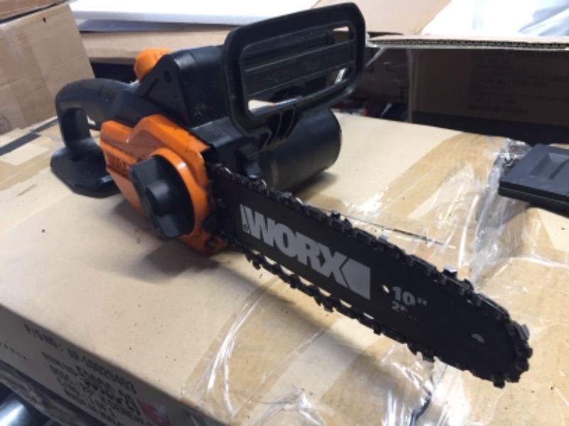 Photo 3 of ***PARTS ONLY*** WORX WG309 8 Amp 10" Electric Pole Saw
