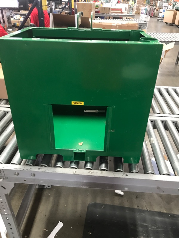Photo 2 of (PARTS ONLY) VEVOR Ballast Box for 3 Point Category 1 Tractor Powder Heavy-Duty Lift
